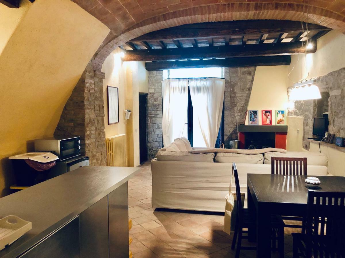 Apartament Da Patou Todi Zewnętrze zdjęcie